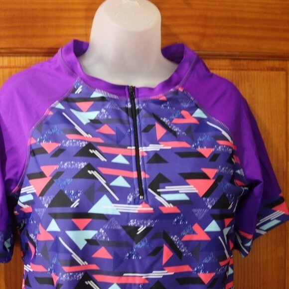 Unbranded XXL Purple Geometric Rash Guard Swimsuit 2-Piece Set - Picture 7 of 10